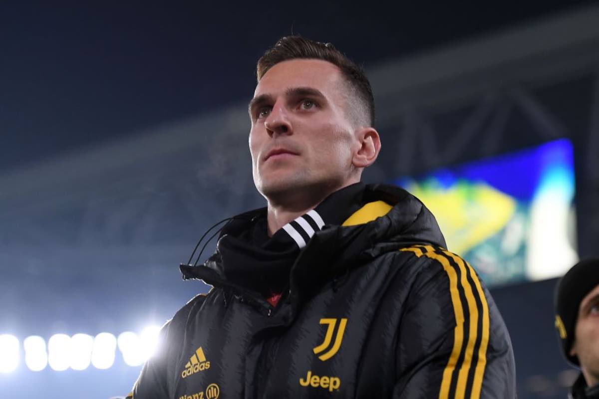 Juve, nuovo infortunio per Milik: tempi di recupero indefiniti