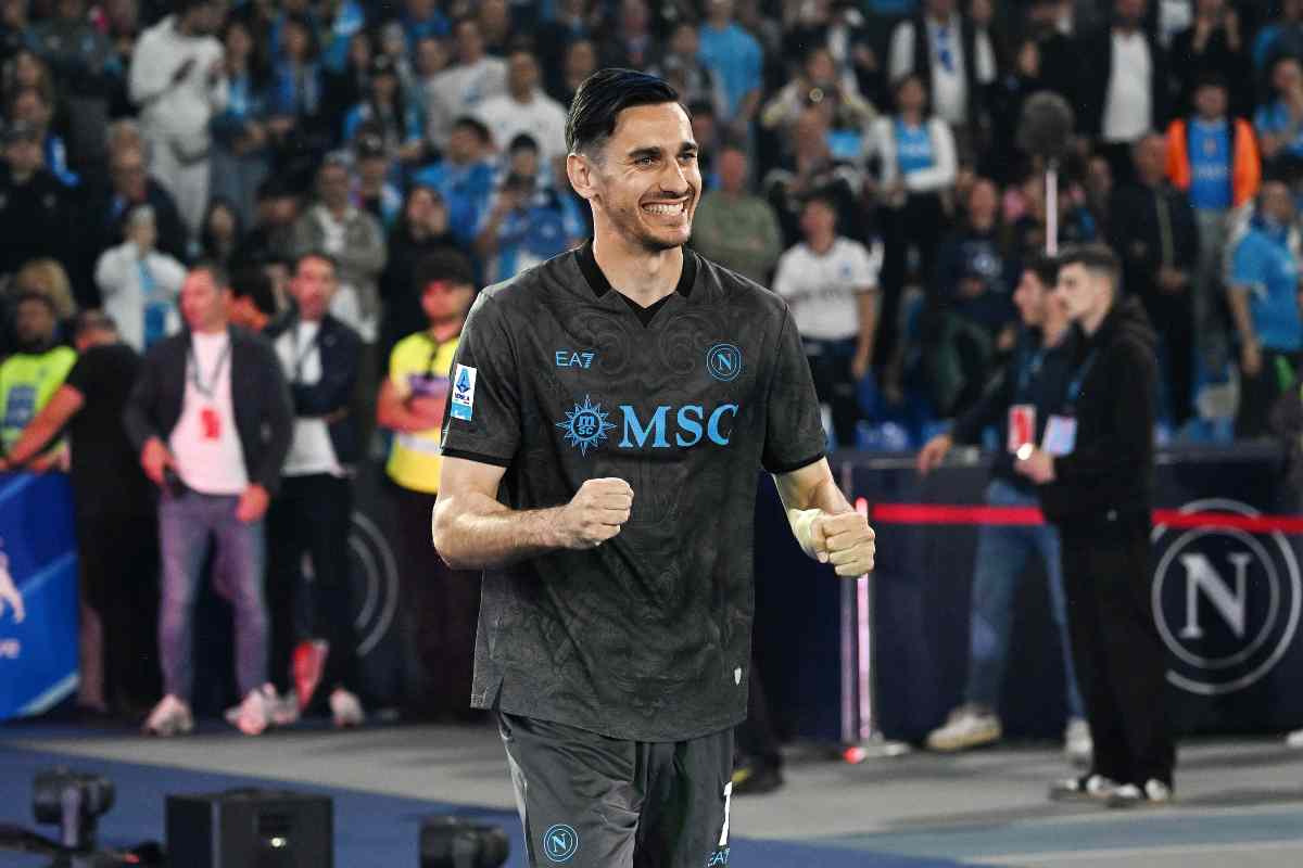 Napoli Meret