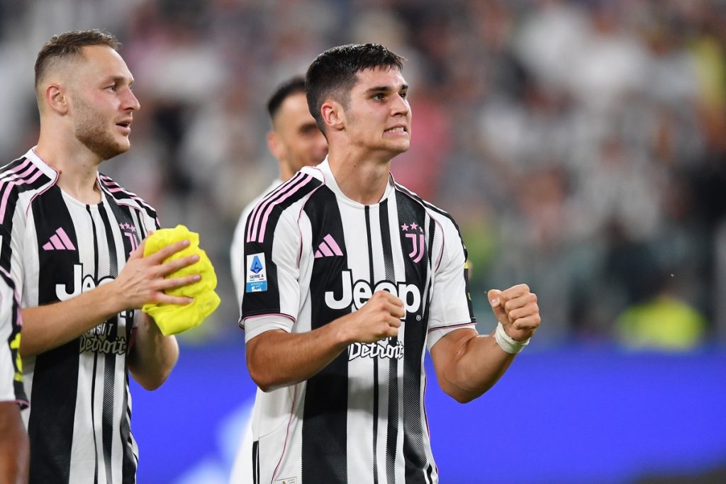 Vasilije Adzic centeocampista della Juventus